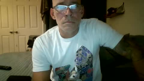 wingnutt765733 online show from October 6, 4:43 am