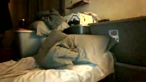 wingnutt765733 online show from March 27, 6:41 am