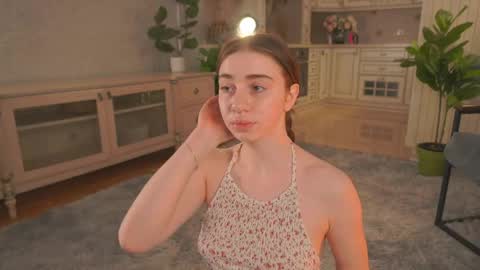 Lillian online show from May 1, 3:11 am