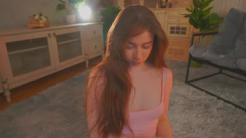 Lillian online show from May 8, 3:23 am