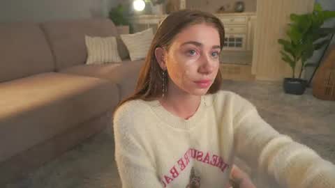 Lillian online show from July 13, 3:31 am