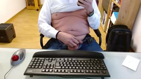 winterfreund99 online show from January 8, 11:01 am