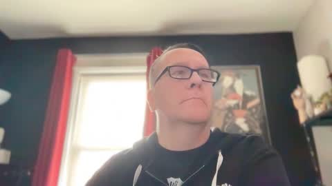 Snapshot of wintyr chatting on March 21, 7:28 pm wintyr online show from March 21, 7:28 pm