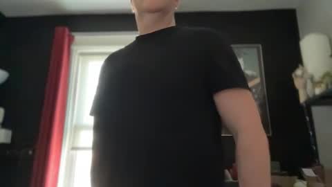 Snapshot of wintyr chatting on March 30, 8:10 pm wintyr online show from March 30, 8:10 pm