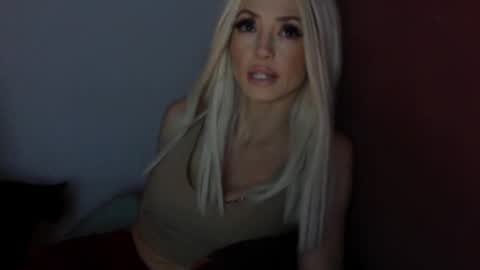 WishGoddes online show from November 6, 3:51 am