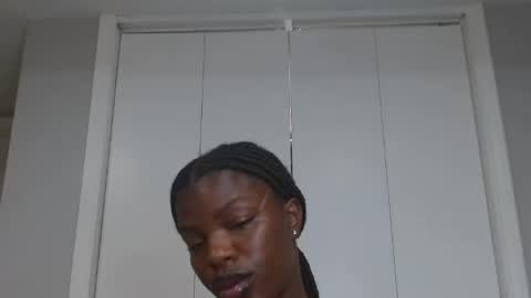 Snapshot of wishhwashy22 chatting on June 14, 3:08 am Chanel online show from June 14, 3:08 am