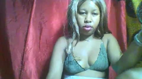 wissinaaa online show from November 16, 9:09 pm