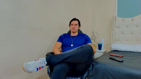 Snapshot of wiston_cox chatting on March 16, 1:15 pm Wiston online show from March 16, 1:15 pm
