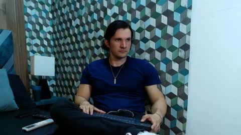 Snapshot of wiston_cox chatting on May 27, 2:25 pm Wiston online show from May 27, 2:25 pm