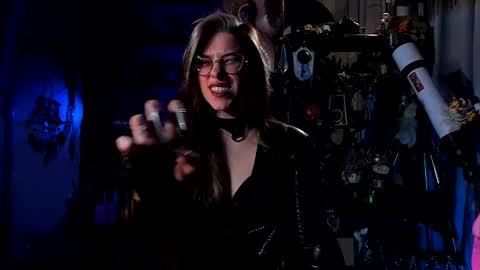 Snapshot of witch_fiona chatting on March 7, 8:44 pm Goddess of two strapons - Mr. long Don Mr. Pinky online show from March 7, 8:44 pm
