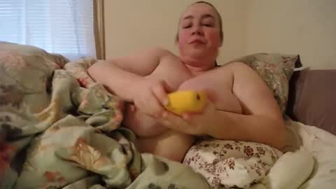 Annie online show from February 24, 9:09 pm