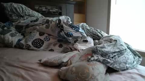 Annie online show from March 5, 6:15 pm