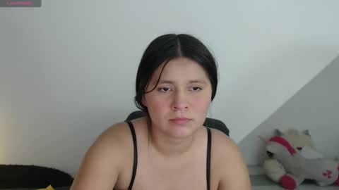 Snapshot of withoutlimits069 chatting on February 16, 1:05 pm Skarleth online show from February 16, 1:05 pm