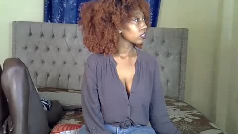 Snapshot of wizzia_khalifa chatting on December 27, 4:21 pm girlie o online show from December 27, 4:21 pm