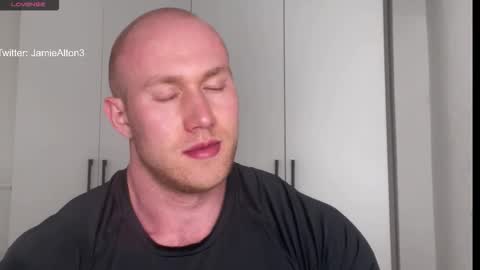 Snapshot of wlademarbergs chatting on March 12, 4:29 am Wlademar online show from March 12, 4:29 am