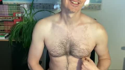 Snapshot of wladsexy88 chatting on April 8, 6:13 am Wladsexy88 online show from April 8, 6:13 am