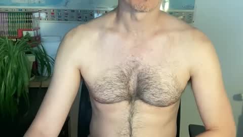 Snapshot of wladsexy88 chatting on May 13, 8:01 am Wladsexy88 online show from May 13, 8:01 am
