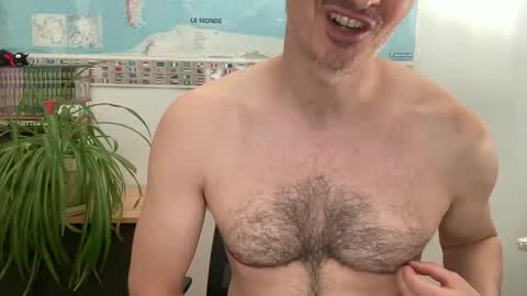 Snapshot of wladsexy88 chatting on June 5, 8:42 am Wladsexy88 online show from June 5, 8:42 am