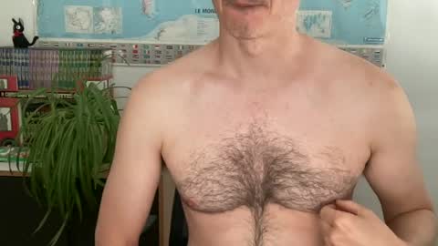 Snapshot of wladsexy88 chatting on June 12, 7:51 am Wladsexy88 online show from June 12, 7:51 am