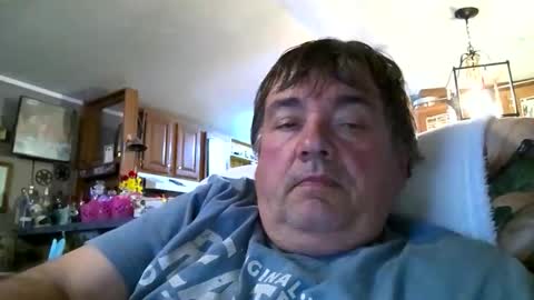 Snapshot of wldlife chatting on April 1, 1:06 am wldlife online show from April 1, 1:06 am