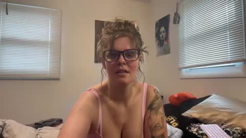 Moth online show from February 6, 5:09 pm