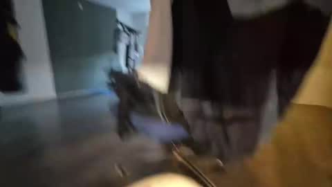 wnhz27 online show from September 26, 5:44 am