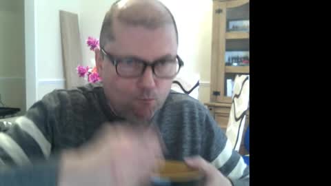 Snapshot of wobble444 chatting on February 14, 9:13 am wobble444 online show from February 14, 9:13 am