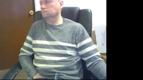 Snapshot of wobble444 chatting on February 25, 12:03 pm wobble444 online show from February 25, 12:03 pm