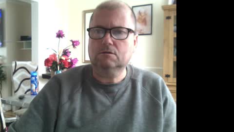 Snapshot of wobble444 chatting on October 8, 10:24 am wobble444 online show from October 8, 10:24 am