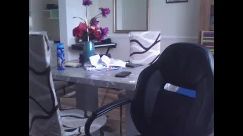 Snapshot of wobble444 chatting on October 13, 12:38 pm wobble444 online show from October 13, 12:38 pm