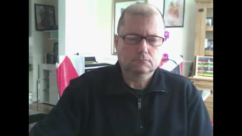 Snapshot of wobble444 chatting on March 2, 9:38 am wobble444 online show from March 2, 9:38 am
