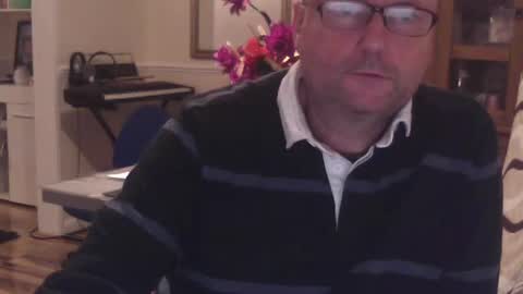 Snapshot of wobble444 chatting on June 15, 10:45 pm wobble444 online show from June 15, 10:45 pm