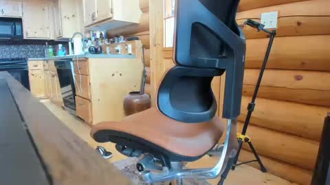 Snapshot of wobbleon chatting on February 15, 5:39 pm Gobbleon online show from February 15, 5:39 pm