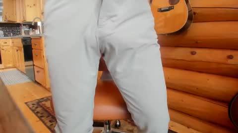 Snapshot of wobbleon chatting on February 22, 3:21 pm Gobbleon online show from February 22, 3:21 pm