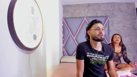 Snapshot of wolf_kitty0 chatting on March 17, 11:24 am Nicolas Y Laura online show from March 17, 11:24 am