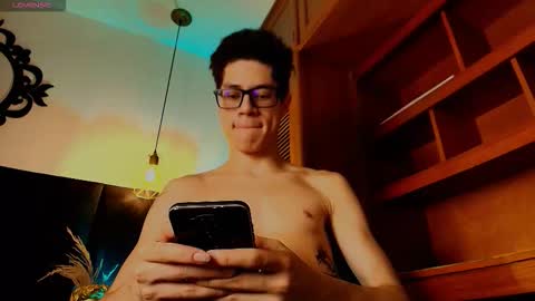  W O L F  online show from November 5, 11:21 am