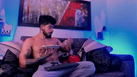 wolferatus online show from December 20, 4:25 pm