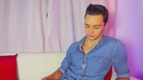 Andrew online show from July 27, 11:39 am