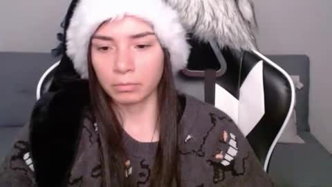 Alex online show from December 5, 2:53 am