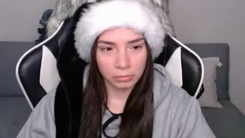 Alex online show from December 21, 2:41 am