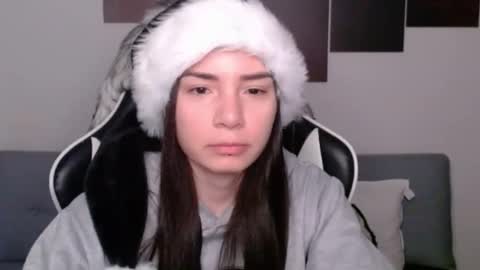 Alex online show from December 25, 3:18 am