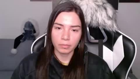 Alex online show from January 3, 3:05 am