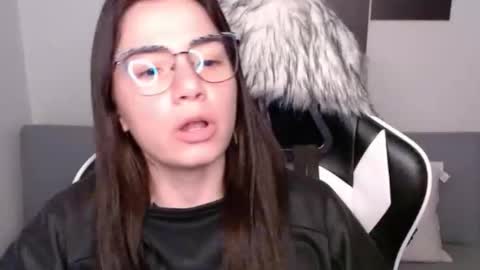 Alex online show from September 26, 2:59 am