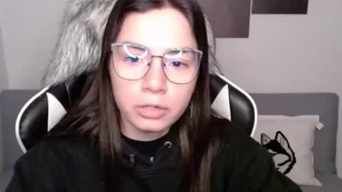 Alex online show from October 16, 2:01 am