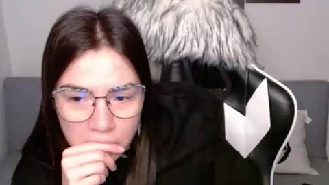 Alex online show from October 24, 4:53 am