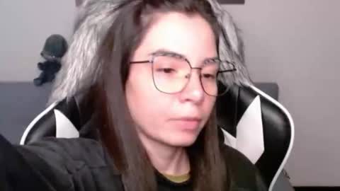 Alex online show from November 19, 2:11 am