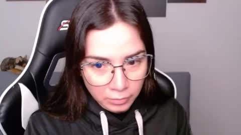 Alex online show from May 1, 3:22 am