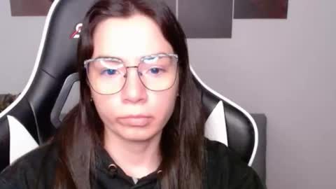 Alex online show from May 4, 12:50 am