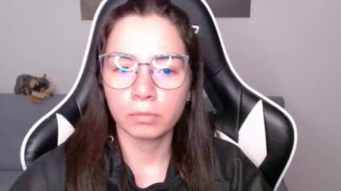 Alex online show from May 6, 1:25 am