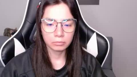 Alex online show from May 8, 4:07 am